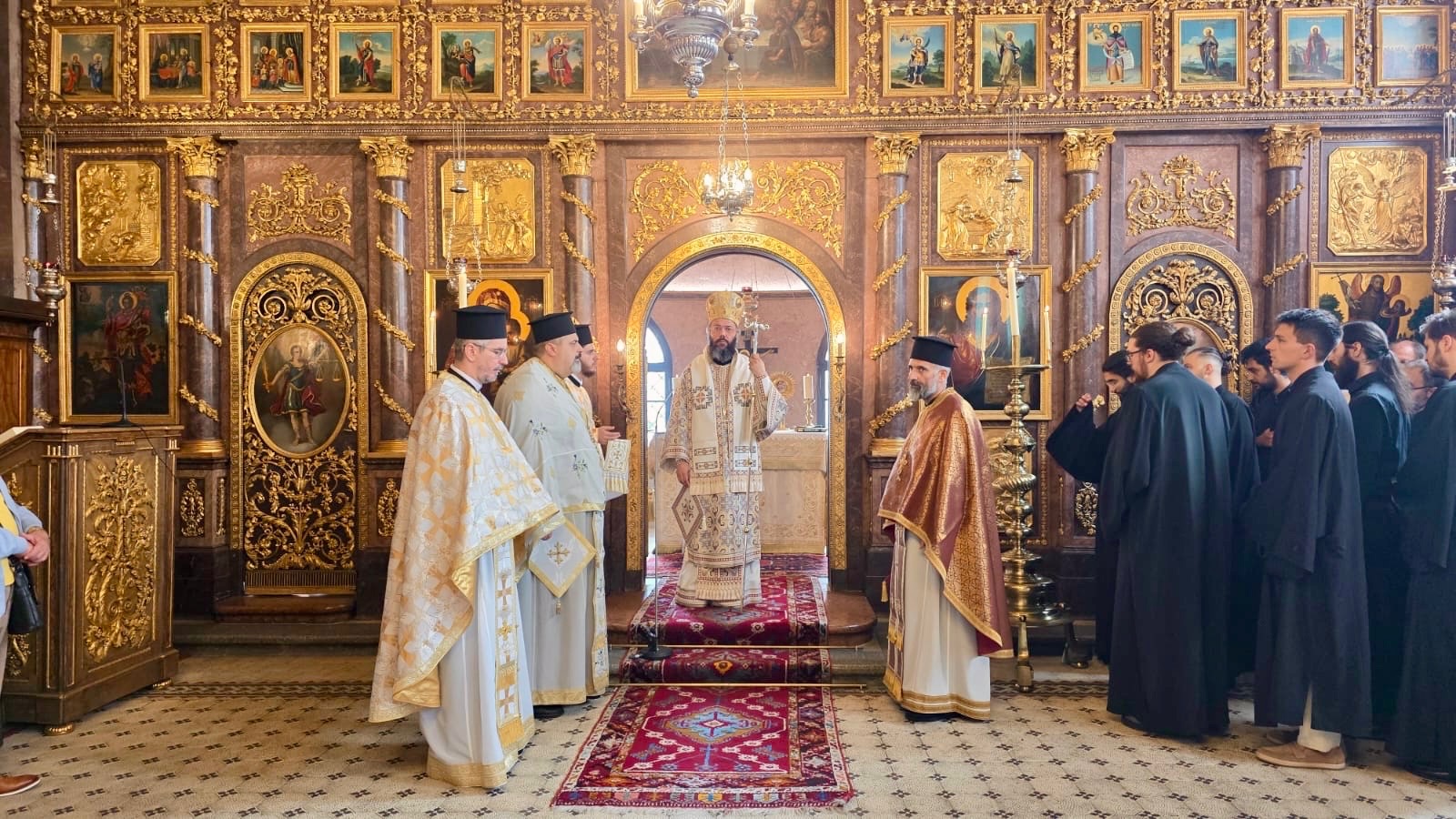 Κυριακὴ μετὰ τὴν Ὕψωσιν τοῦ Τιμίου καὶ Ζωοποιοῦ Σταυροῦ στὸν Ἱερὸ Ναὸ Ἁγίου Γεωργίου Βιέννης