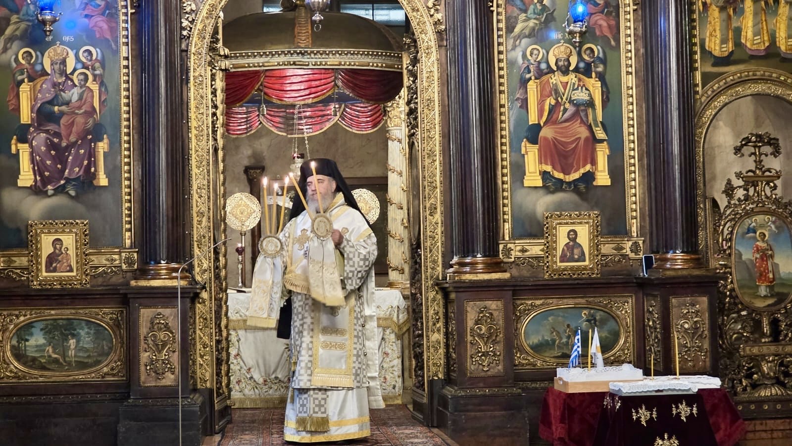 Δισαρχιερατικὴ Θεία Λειτουργία καὶ Δοξολογία γιὰ τὴν Ἐθνικὴ Ἐπέτειο τῆς Κύπρου στὸν Ἱερὸ Καθεδρικὸ Ναὸ Ἁγίας Τριάδος Βιέννης