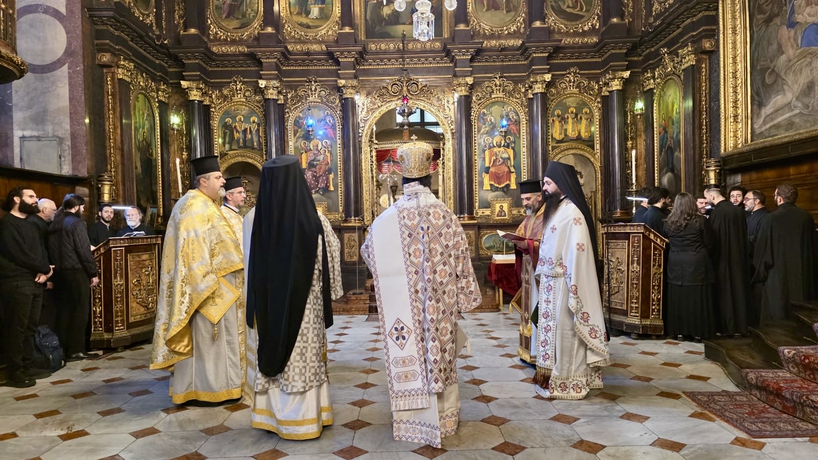 Δισαρχιερατικὴ Θεία Λειτουργία καὶ Δοξολογία γιὰ τὴν Ἐθνικὴ Ἐπέτειο τῆς Κύπρου στὸν Ἱερὸ Καθεδρικὸ Ναὸ Ἁγίας Τριάδος Βιέννης