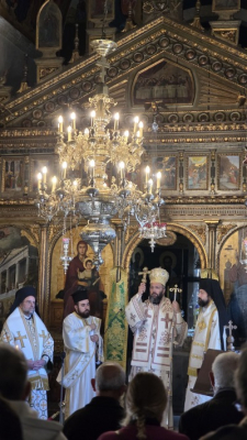 Τρισαρχιερατικὴ Θεία Λειτουργία στὴν Ἱερὰ Μονὴ Ἁγίου Γεωργίου Ἐπανωσήφη καὶ Ἀρχιερατικὸ Τρισάγιο εἰς μνήμην τοῦ Μητροπολίτου Αὐστρίας κυροῦ Μιχαήλ